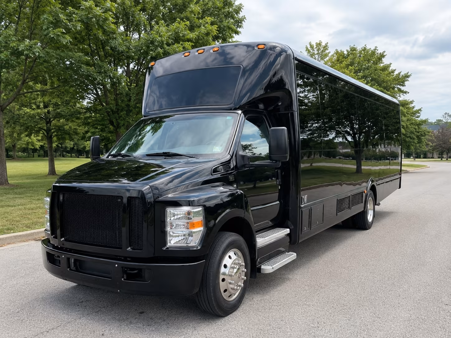 Bellevue Winery Tour & Pub Crawl Transportation